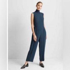 NWT CLUB MONACO ribbed neck, wide leg, cropped teal jumpsuit. Size 2. Oversized.